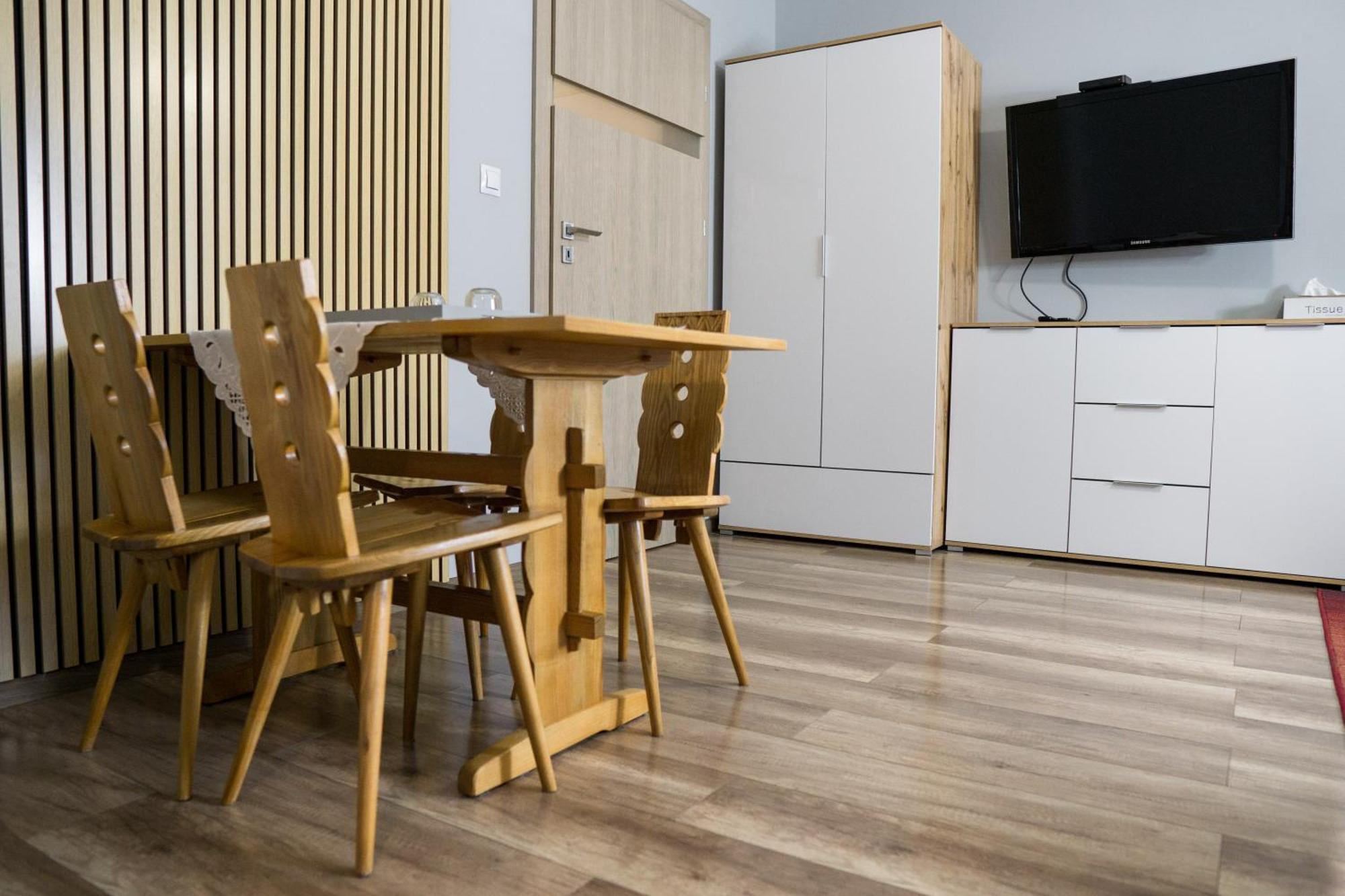 Apartament Jodlowy ชเจอร์ค ภายนอก รูปภาพ